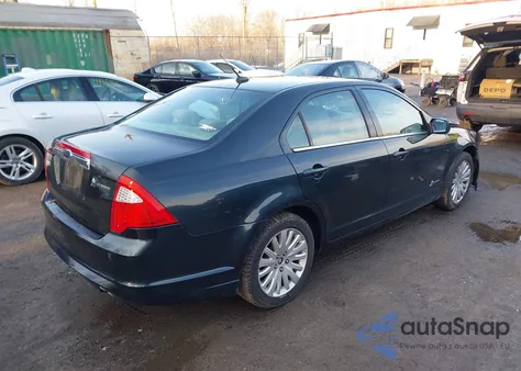 2010 Ford Fusion Hybrid z USA, uszkodzony, nr VIN 3FADP0L38AR286965